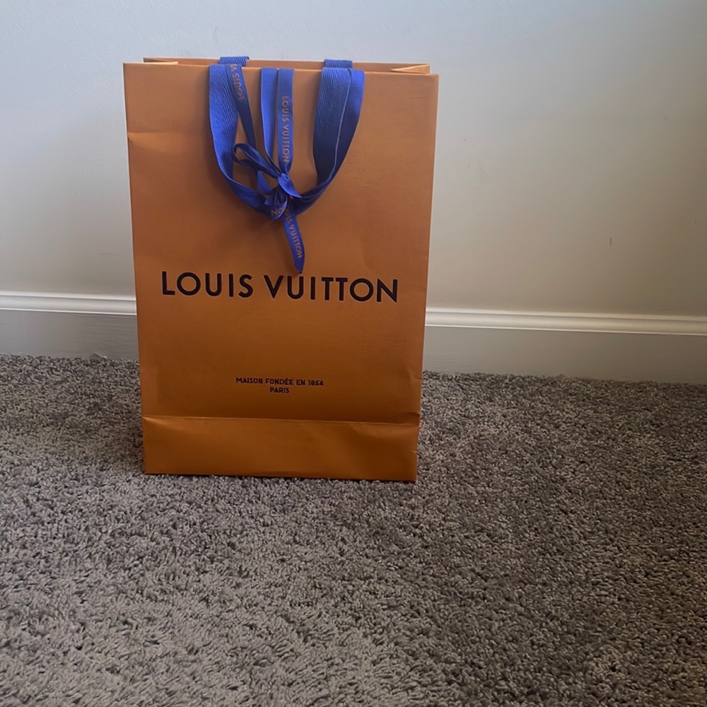 LOUIS VUITTON SHOPPING BAG